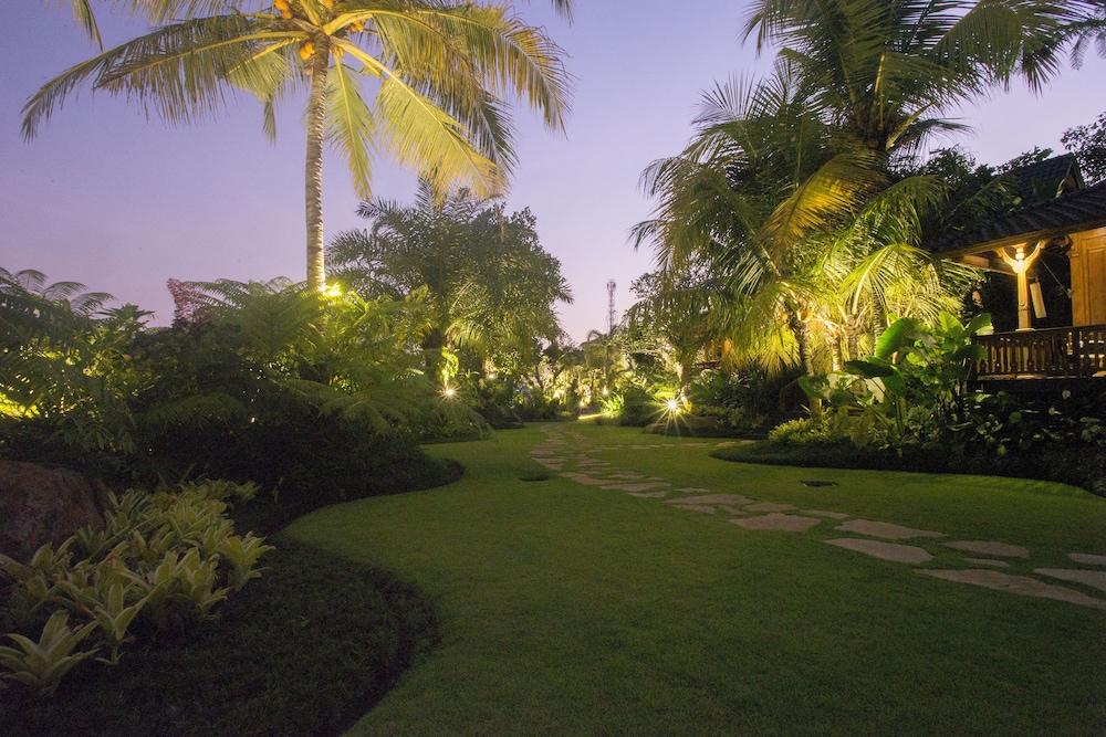 Valley Boutique 4* Ubud (Bali)